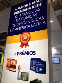 foto a maior e mais premiada rede de franquias