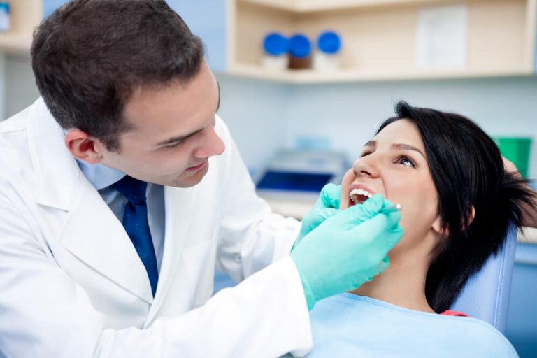 A importância do treinamento de funcionários da sua clínica odontológica