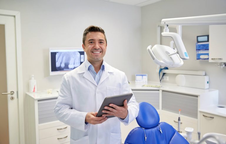 Como descobrir o perfil de cliente ideal para seu consultório odontológico