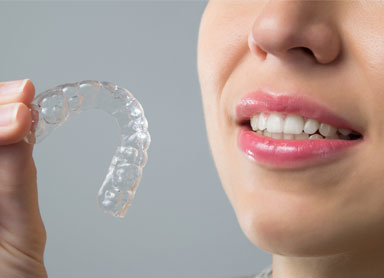 aparelho ortodontico de contencao