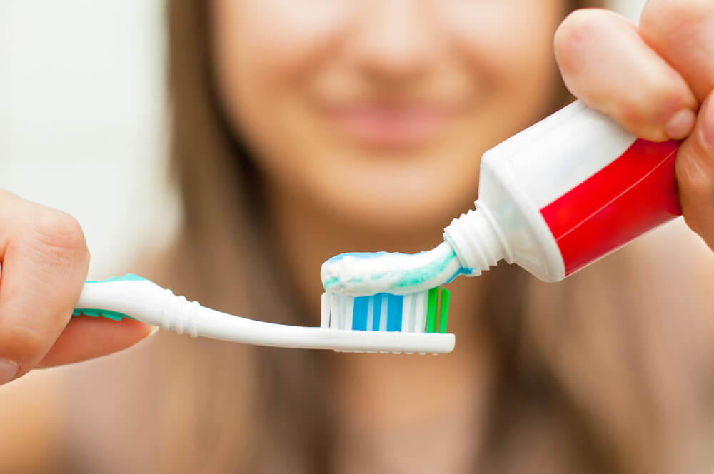 Como escolher o melhor creme dental para a sua saúde bucal